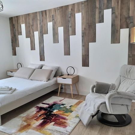 Ch Privee 18M - Canape - Netflix - Appart 120M Woippy Exterior foto